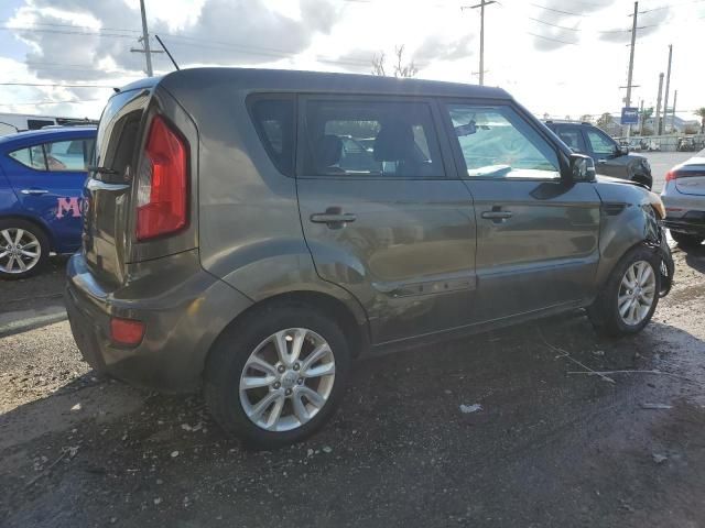 2013 KIA Soul +