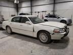 2005 Lincoln Town Car Signature