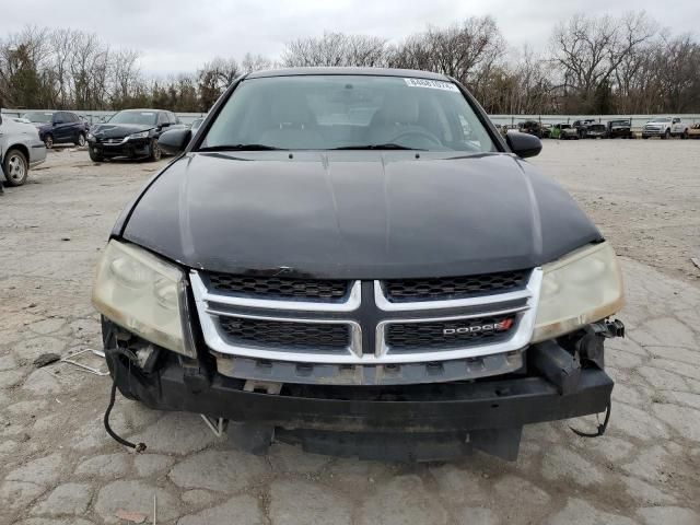 2011 Dodge Avenger LUX