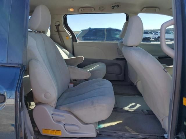 2011 Toyota Sienna Base