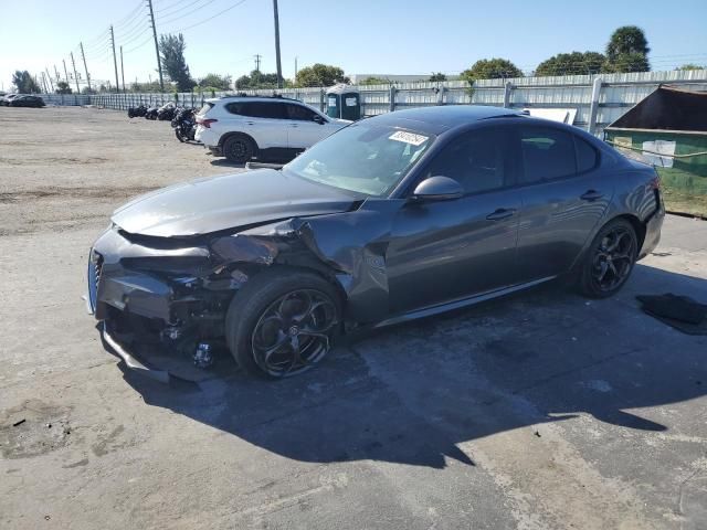 2018 Alfa Romeo Giulia TI Q4