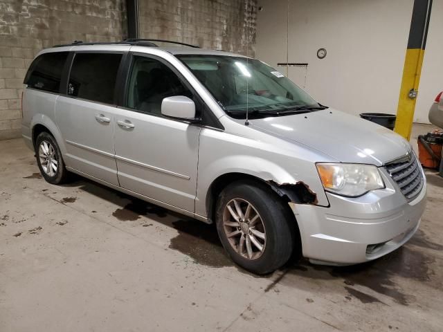 2008 Chrysler Town & Country Touring