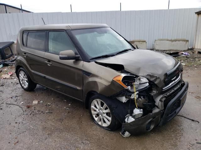 2013 KIA Soul +