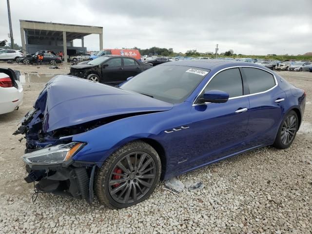 2018 Maserati Ghibli Luxury