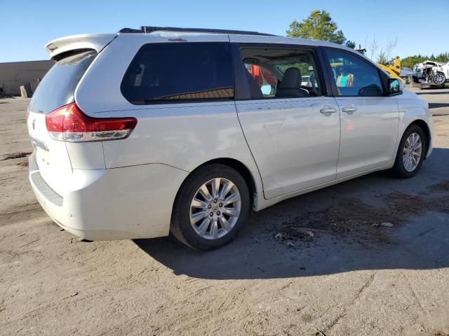 2012 Toyota Sienna XLE