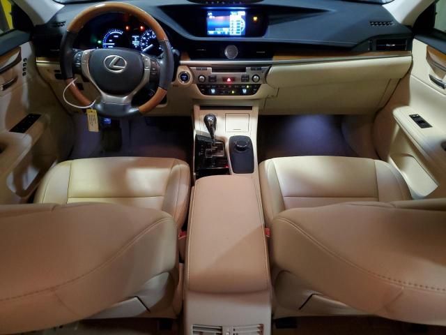 2014 Lexus ES 300H