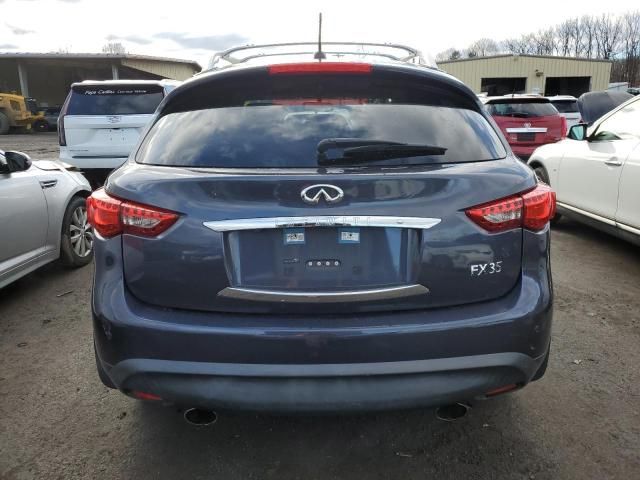 2011 Infiniti FX35