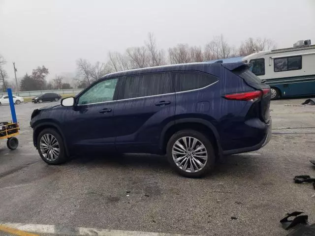 2021 Toyota Highlander Platinum