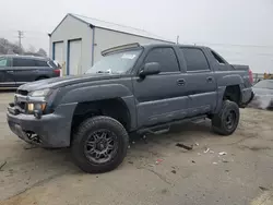 Salvage trucks for sale at Nampa, ID auction: 2003 Chevrolet Avalanche K1500