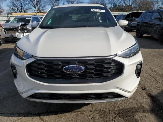 2023 Ford Escape ST Line Elite