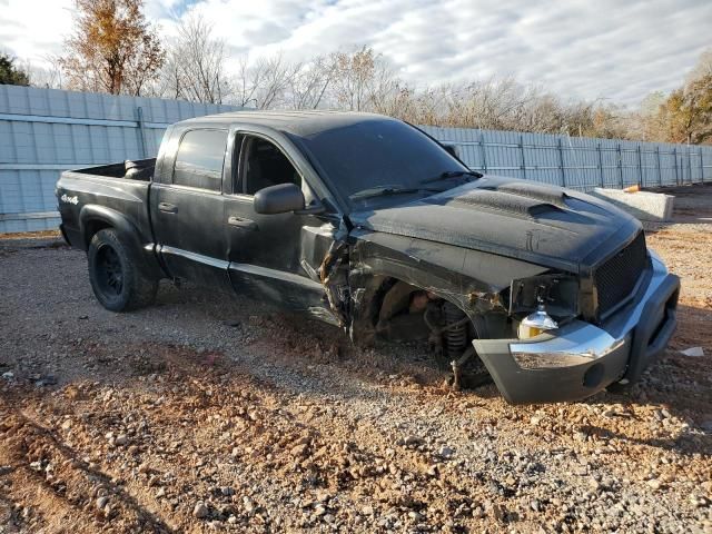 2005 Dodge Dakota Quad SLT