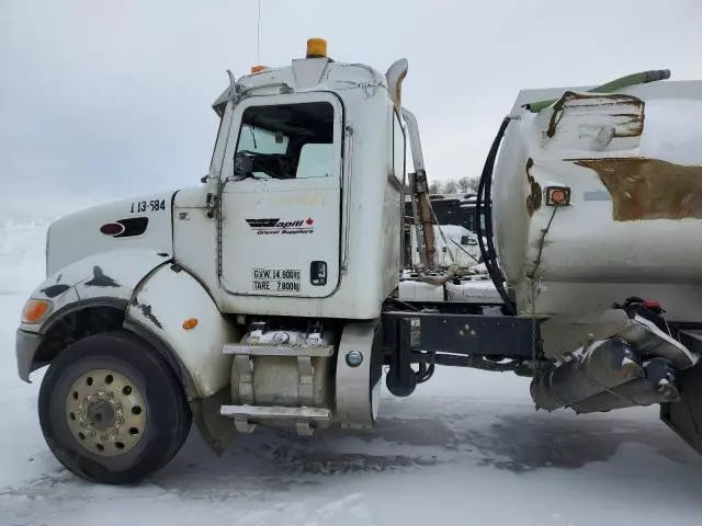 2012 Peterbilt 337