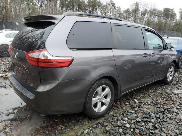 2015 Toyota Sienna LE