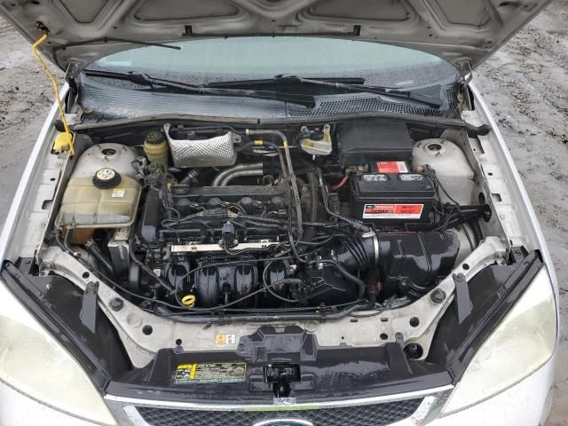 2005 Ford Focus ZX4