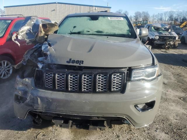 2020 Jeep Grand Cherokee Laredo