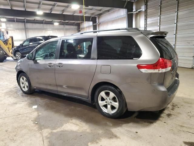 2014 Toyota Sienna LE