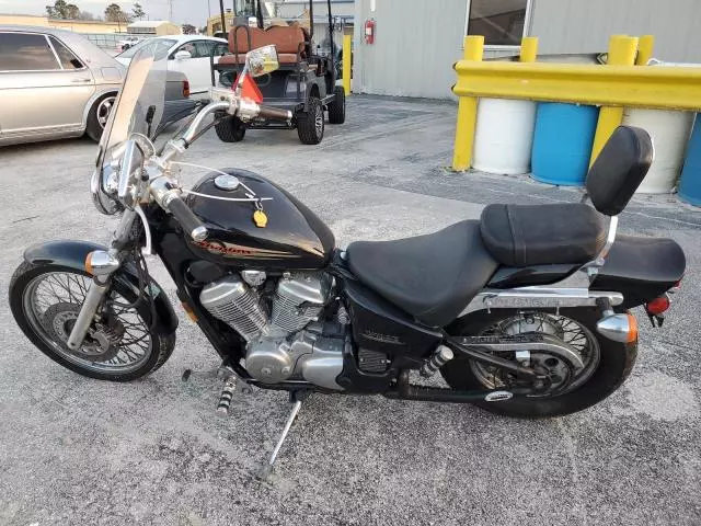 1999 Honda VT600 C