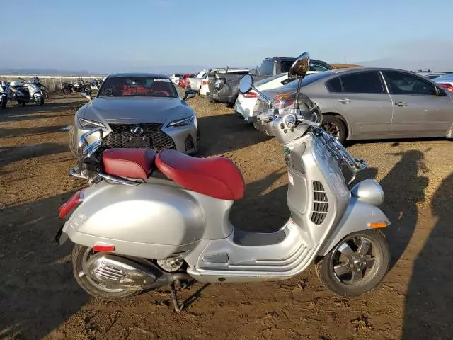 2016 Vespa GTS 300 Super