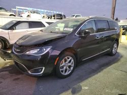 Chrysler Vehiculos salvage en venta: 2017 Chrysler Pacifica Touring L Plus