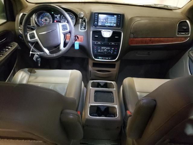 2015 Chrysler Town & Country Touring