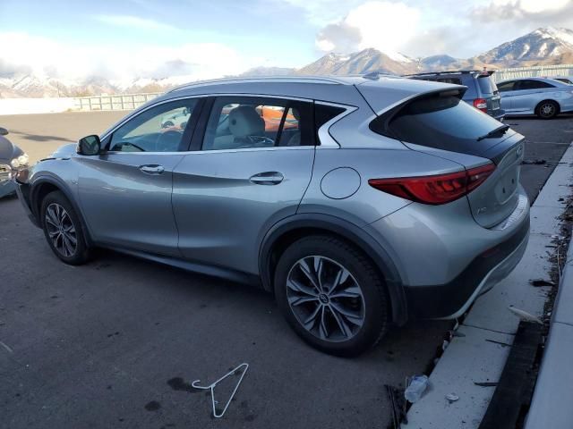 2018 Infiniti QX30 Base