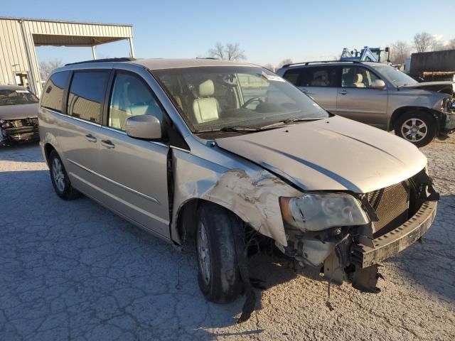 2013 Chrysler Town & Country Touring