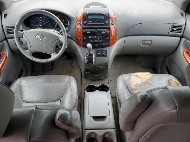 2006 Toyota Sienna XLE