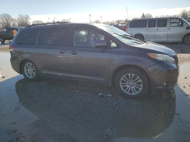 2011 Toyota Sienna XLE