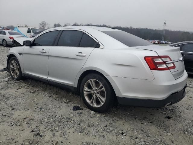 2016 Ford Taurus SE