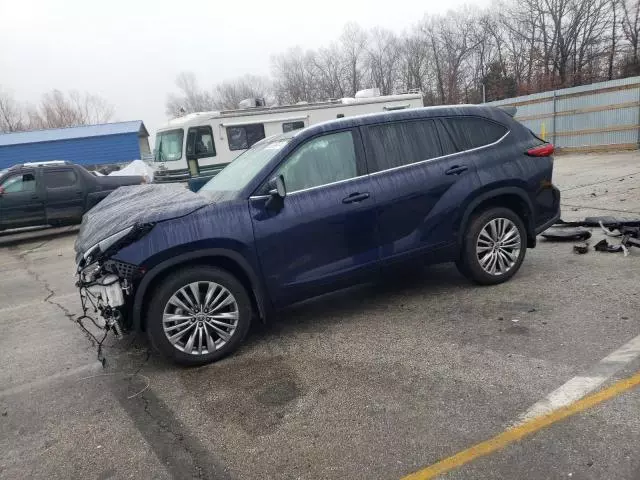 2021 Toyota Highlander Platinum