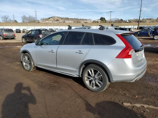 2017 Volvo V60 Cross Country Premier