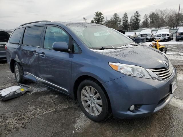 2016 Toyota Sienna XLE