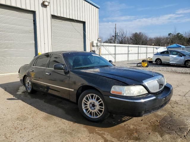 2006 Lincoln Town Car Signature