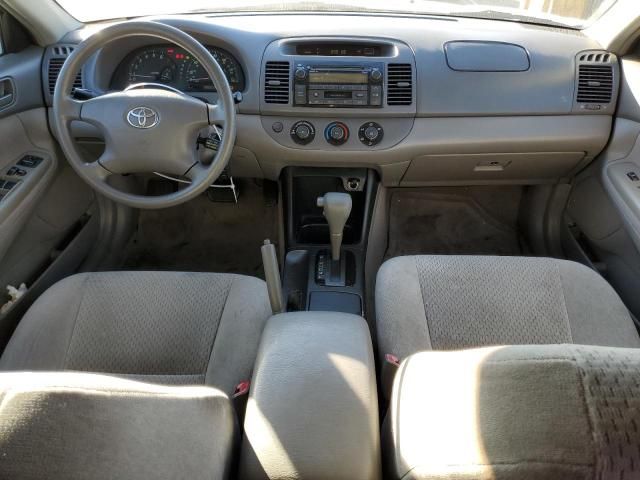 2004 Toyota Camry LE