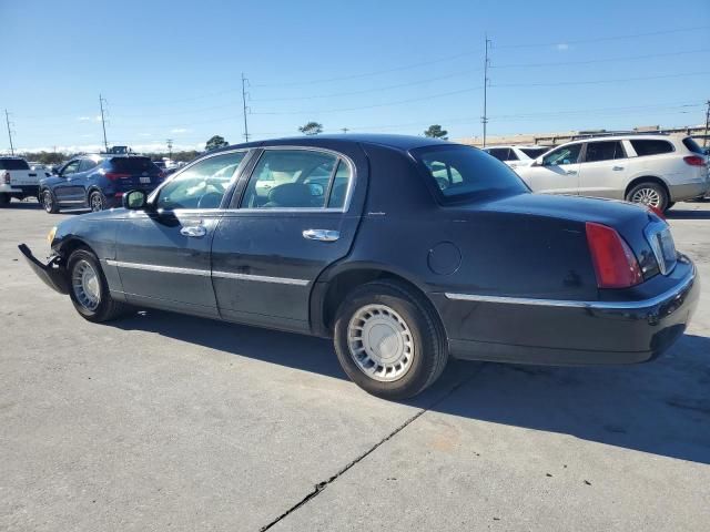 2000 Lincoln Town Car Executive