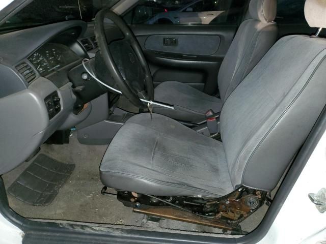 1995 Nissan Sentra Base