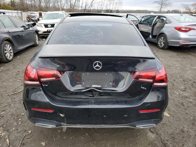 2019 Mercedes-Benz A 220