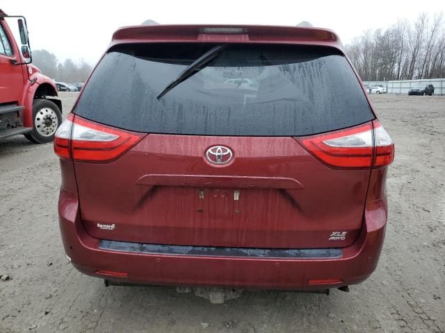 2017 Toyota Sienna XLE