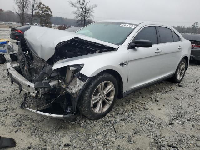 2016 Ford Taurus SE