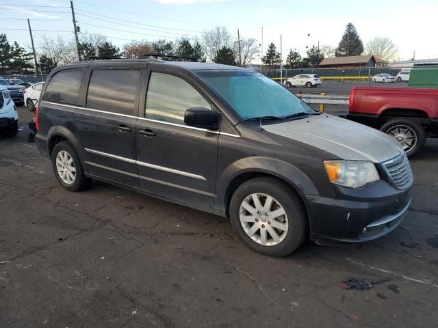 2014 Chrysler Town & Country Touring