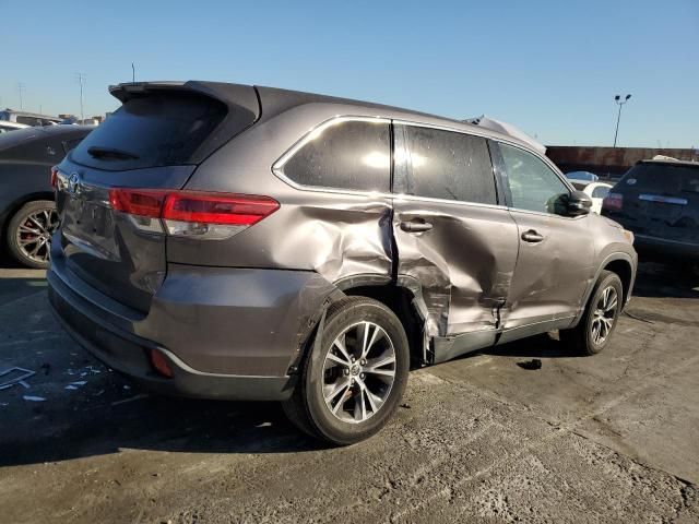 2019 Toyota Highlander LE