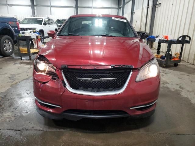 2013 Chrysler 200 Limited