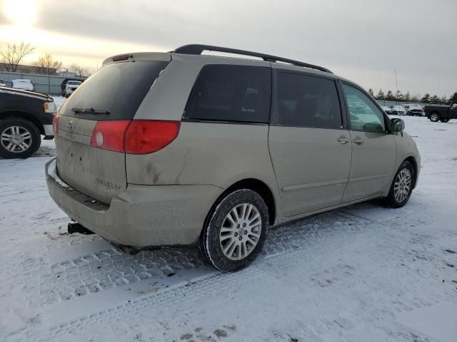 2008 Toyota Sienna XLE