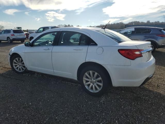 2013 Chrysler 200 Touring