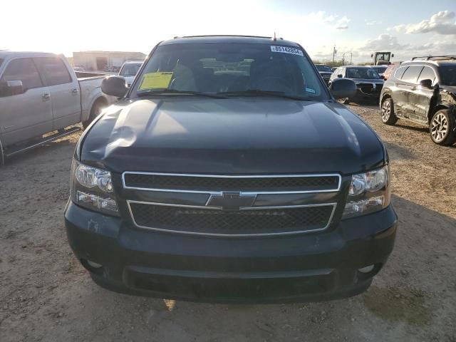 2014 Chevrolet Suburban C1500 LT