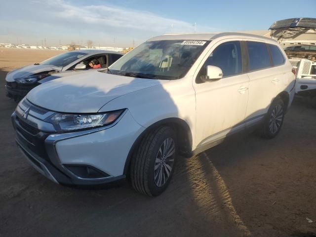 2020 Mitsubishi Outlander SE