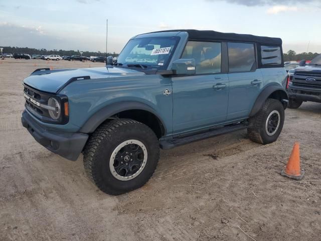 2022 Ford Bronco Base