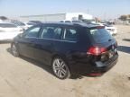 2017 Volkswagen Golf Sportwagen S