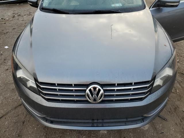 2013 Volkswagen Passat SE