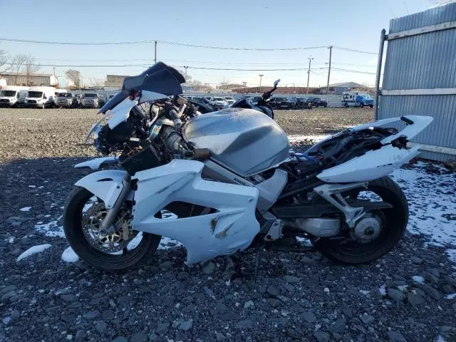 2002 Honda VFR800 F1